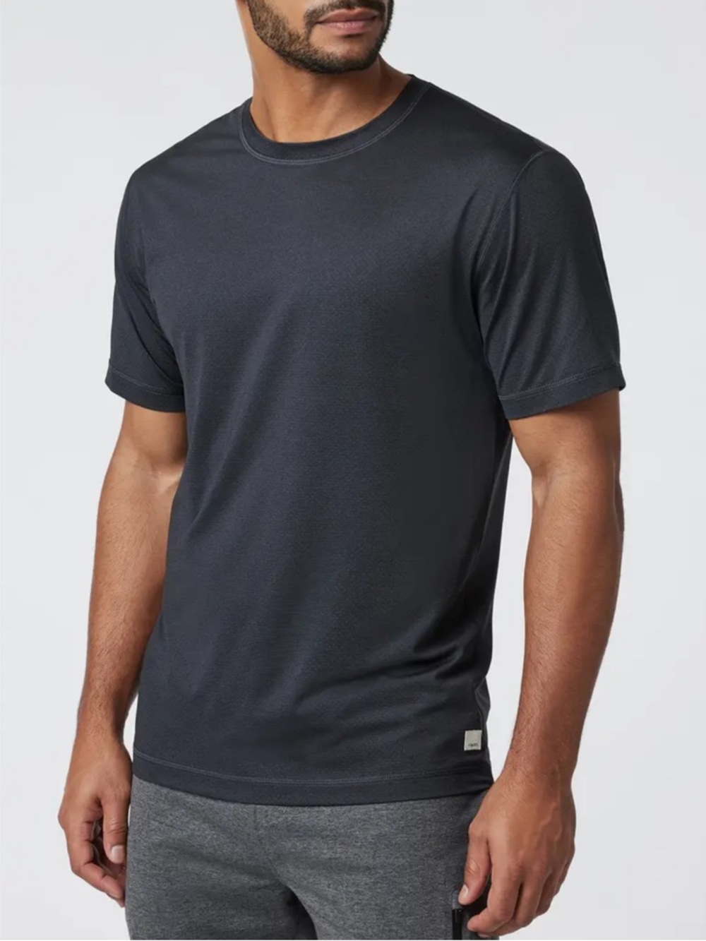 VUORI Size Large Men's Crewneck cotton Short-Sleeve T-Shirt - Charcoal
